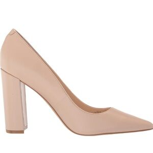 Brand new Abilene/Viviene Chunky Pump Heel